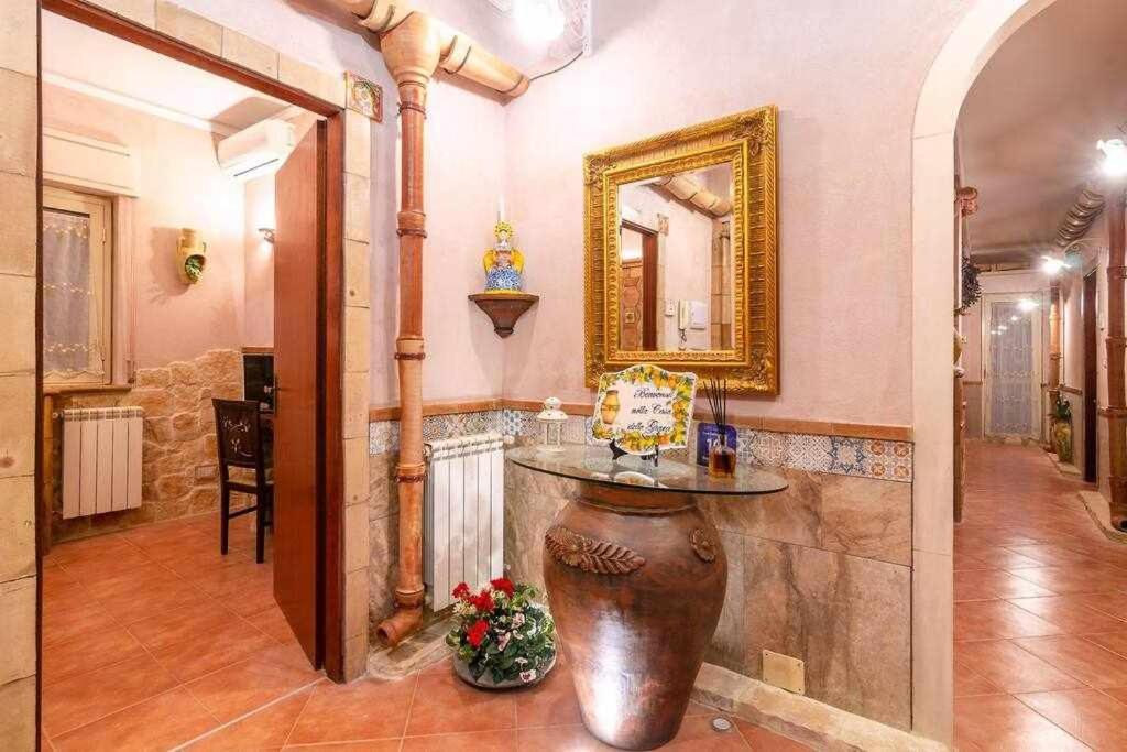 Casa Della Giara Parcheggio Supermercato A 200M Giarre Extérieur photo