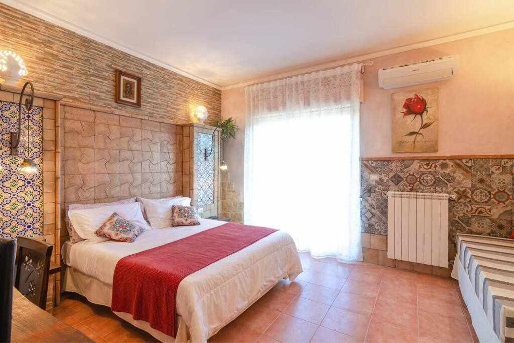 Casa Della Giara Parcheggio Supermercato A 200M Giarre Extérieur photo